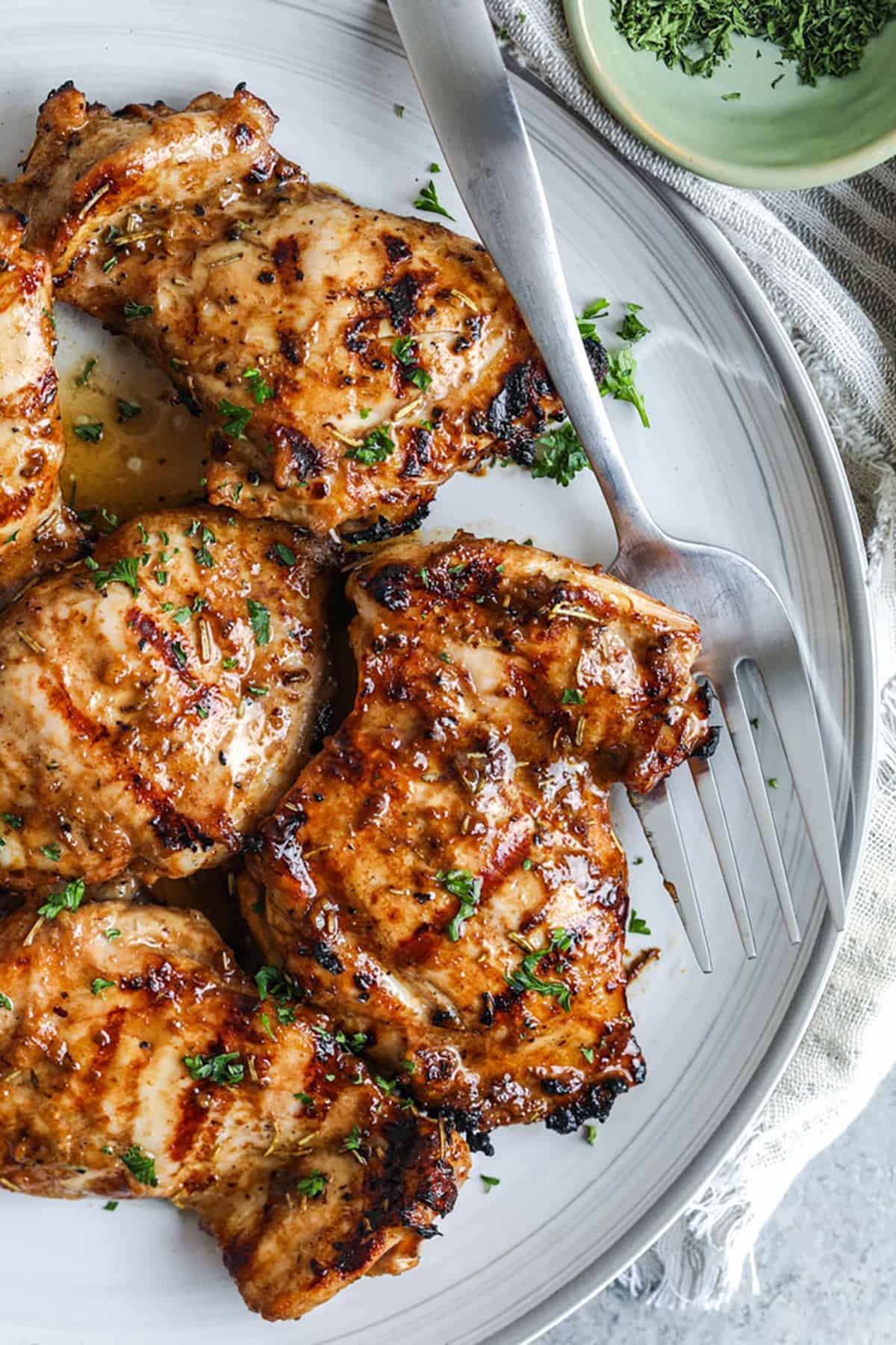 Easy Grilled Chicken Thighs: Your Go-To Recipe for Summer BBQs